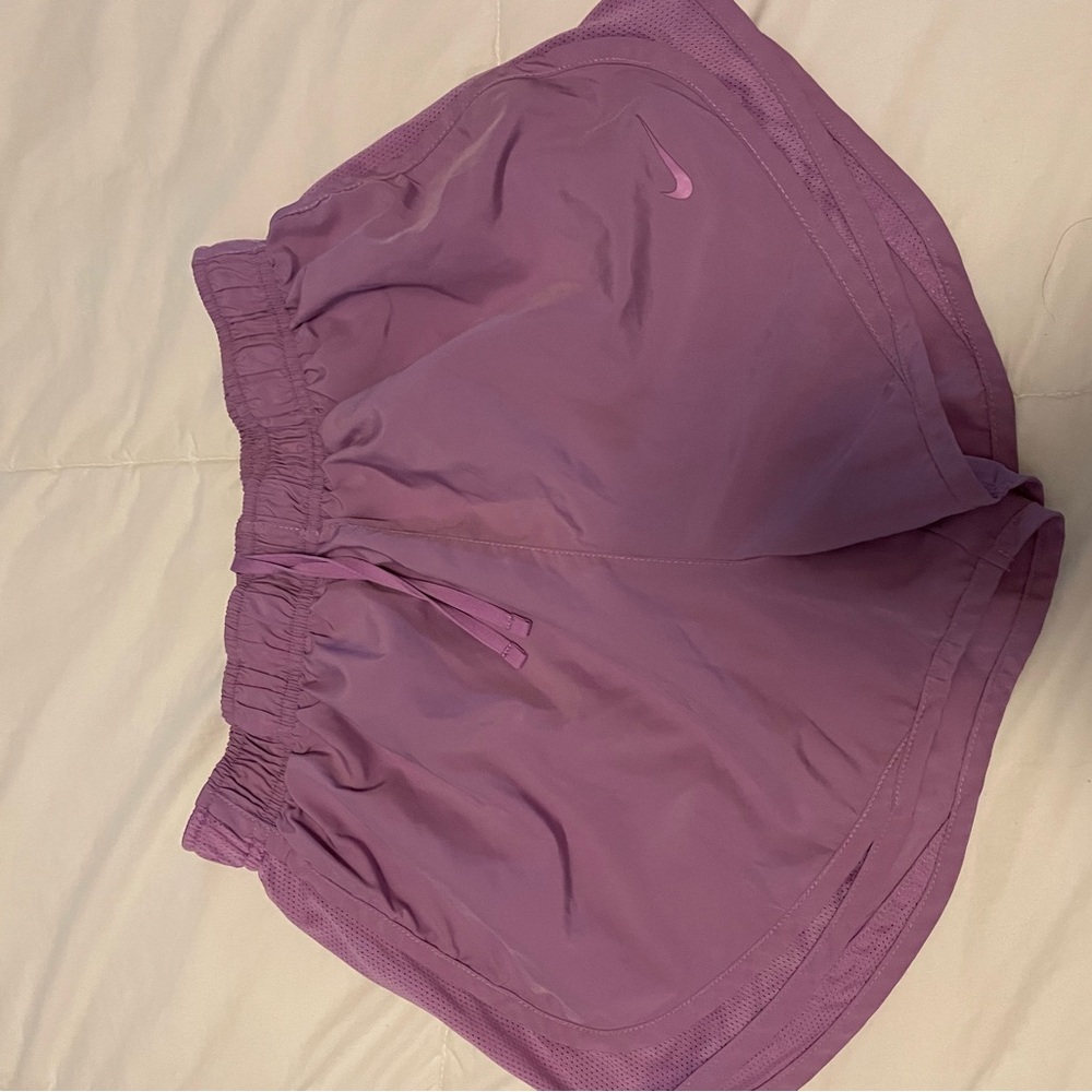 Nike Purple Athletic Shorts Moisture-Wicking Mid-Thigh